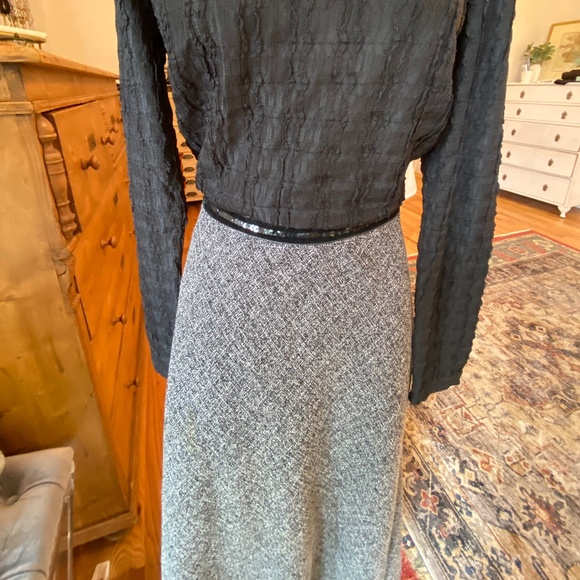 Richard Malcolm Skirt with Touches of Sequin and Lace - Size 10 - Picture 8 of 10